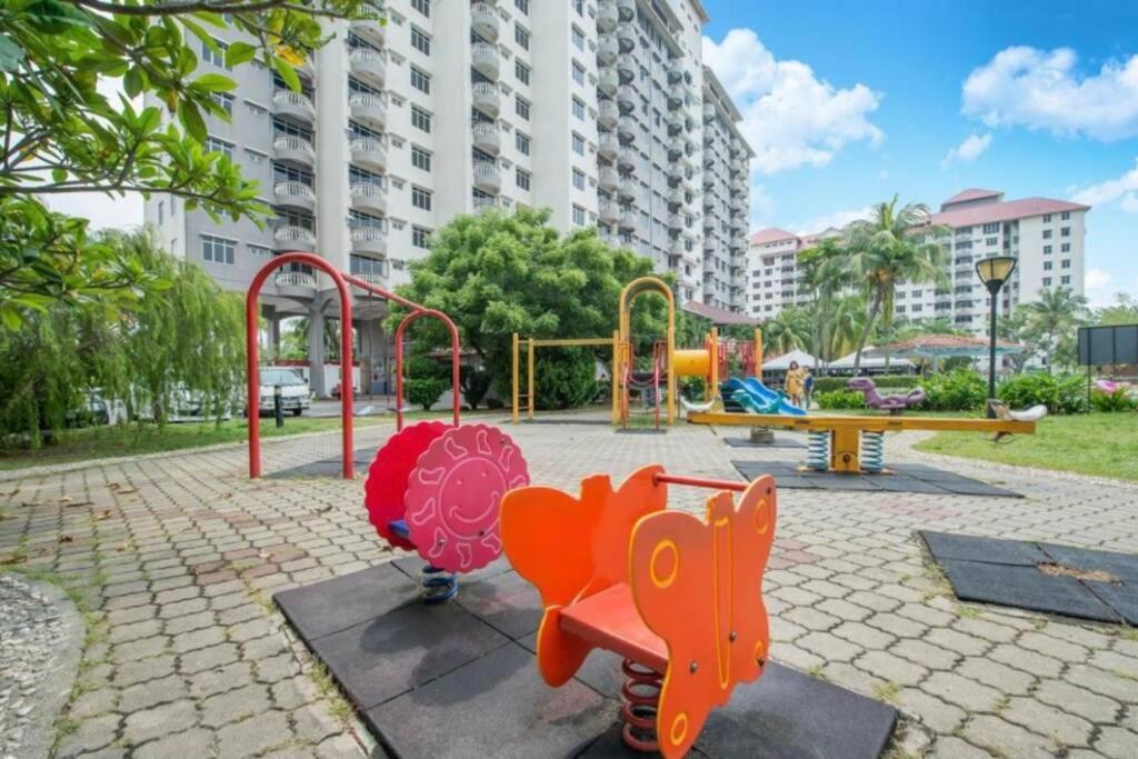 2 Bedroom Port Dickson Seaview Exterior photo